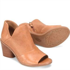 Sofft Molly Peep Toe Booties – Tan – Size 6 – New